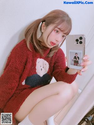 [Fantia] Tomiko (とみこ): じぇらぴけ🧸と、今日の私服自撮り。 (52 photos)